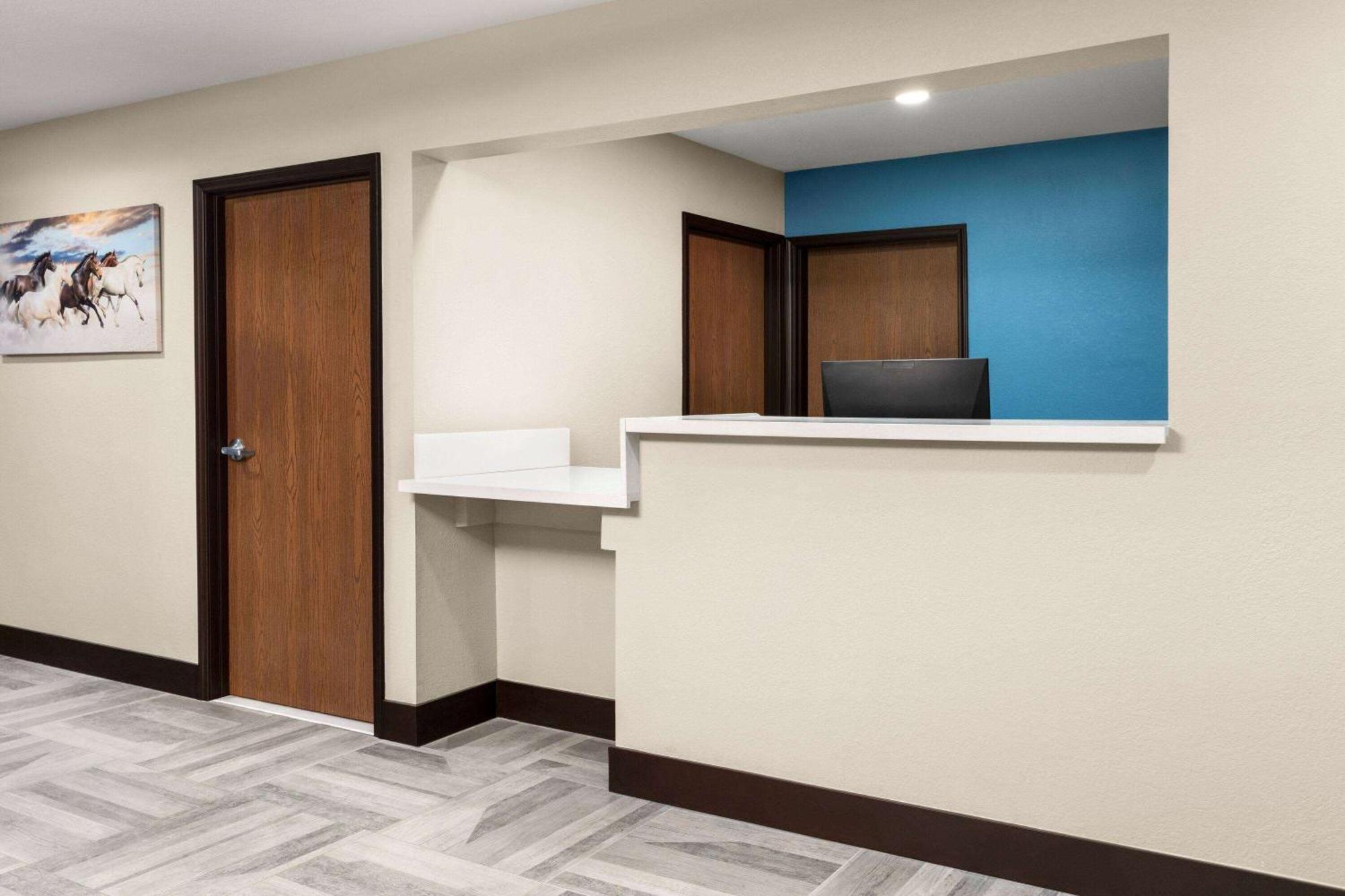 Days Inn By Wyndham Washington Court House Extérieur photo