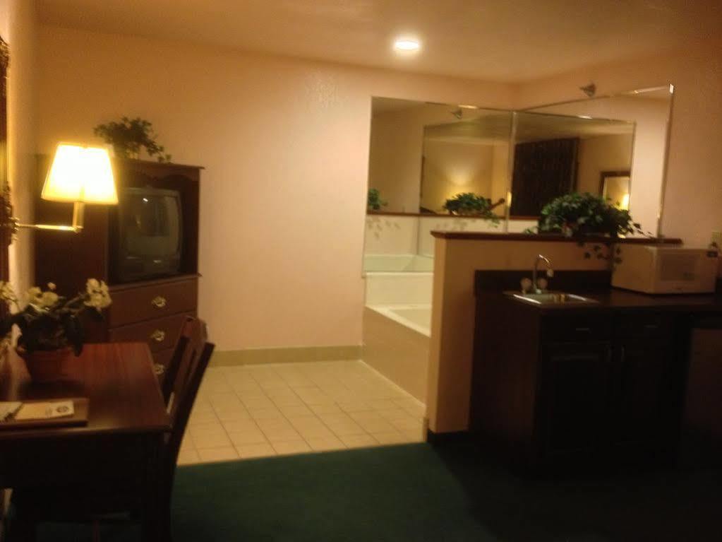 Days Inn By Wyndham Washington Court House Extérieur photo