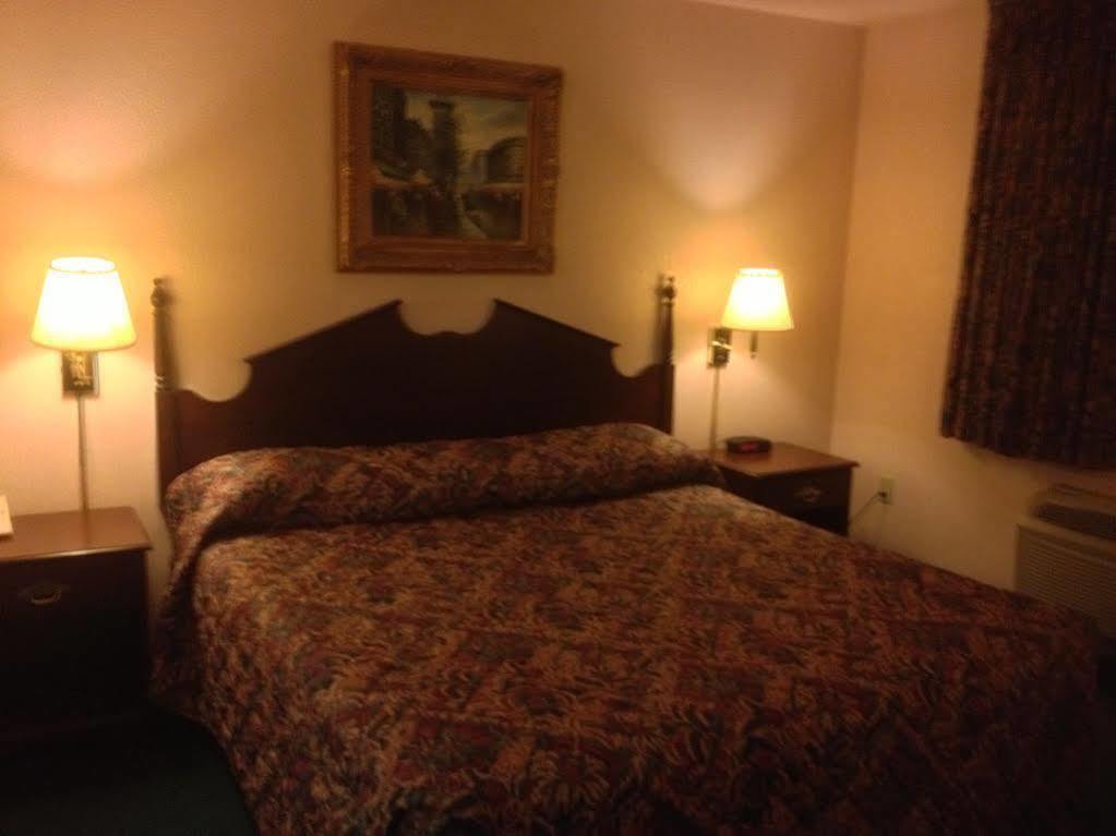 Days Inn By Wyndham Washington Court House Extérieur photo